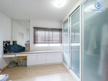 *****บ้านแฝดมือสอง ม.บ้านต้นไม้ ดอนเมือง-เทิดราชัน เนื้อที่ 40.6 ตร.ว. มาพร้อมฟังก์ชัน 3 ห้องนอน 3 ห้องน้ำ บ้านสวยพร้อมเข้าอยู่ ต่อเติมเต็มทั้งหลัง *แถมเครื่องปรับอากาศ 1 เครื่องและเครื่องปรับปรับอากาศ 1 เครื่อง บนทำเลเชื่อมต่อถนนหลายเส้นทาง และทางด่วน "ศรีสมาน"